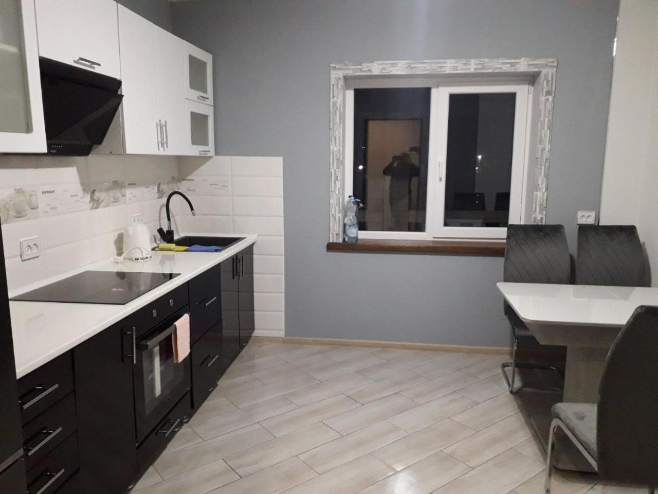 Modest Apartment Slavske Exterior photo